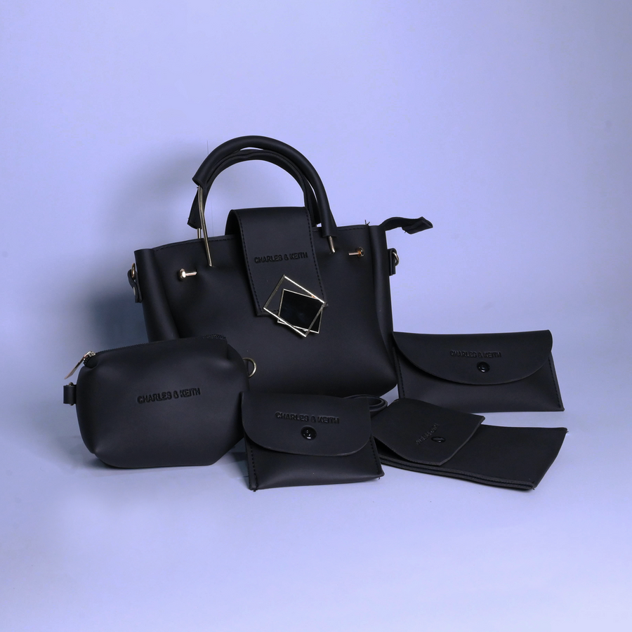 Timeless Shoulder Bag (Black)